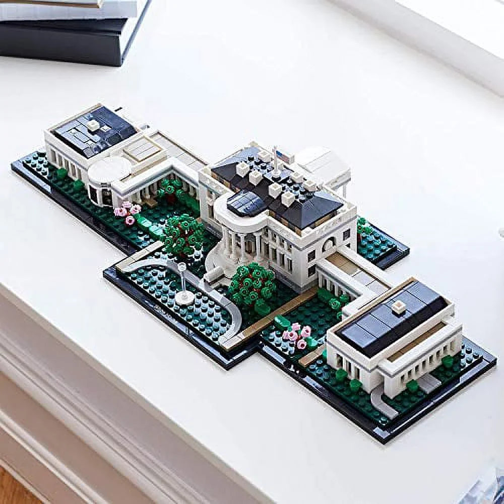 LEGO White (1483 21054 Architecture 2020 Pieces) House
