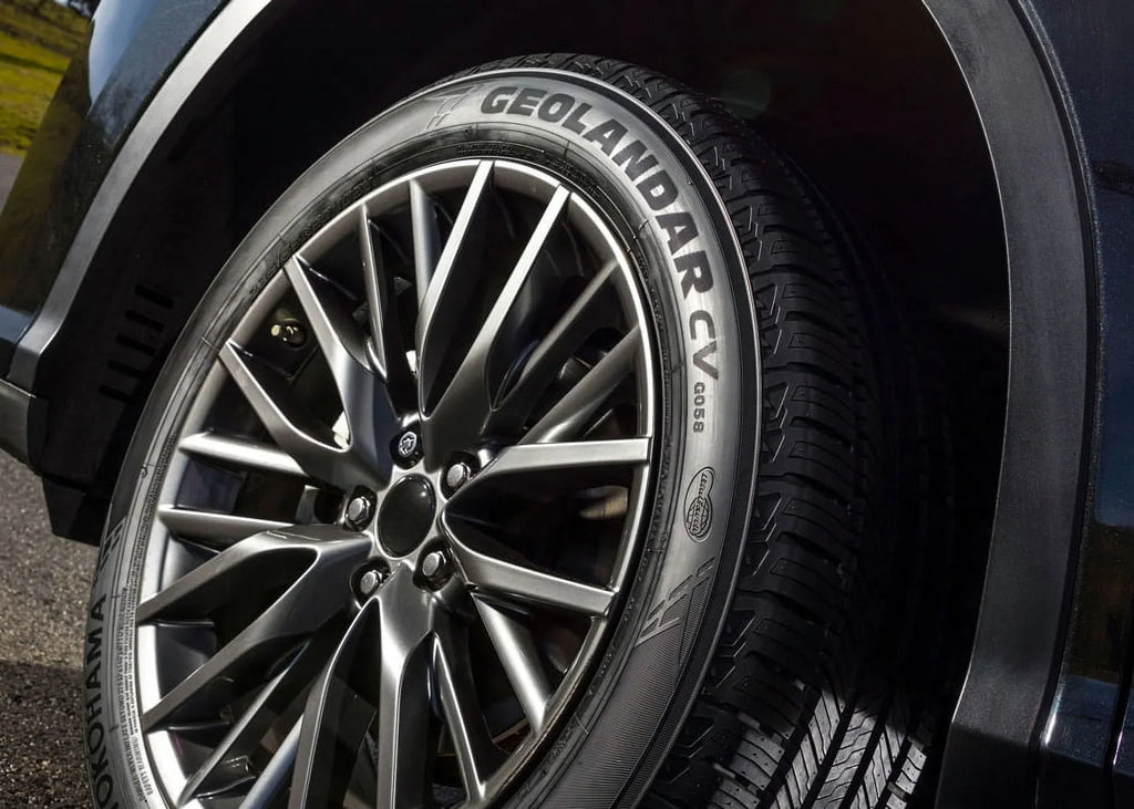 BW Yokohama 235/55R20 All Season G058 Geolandar CV 102V Tire