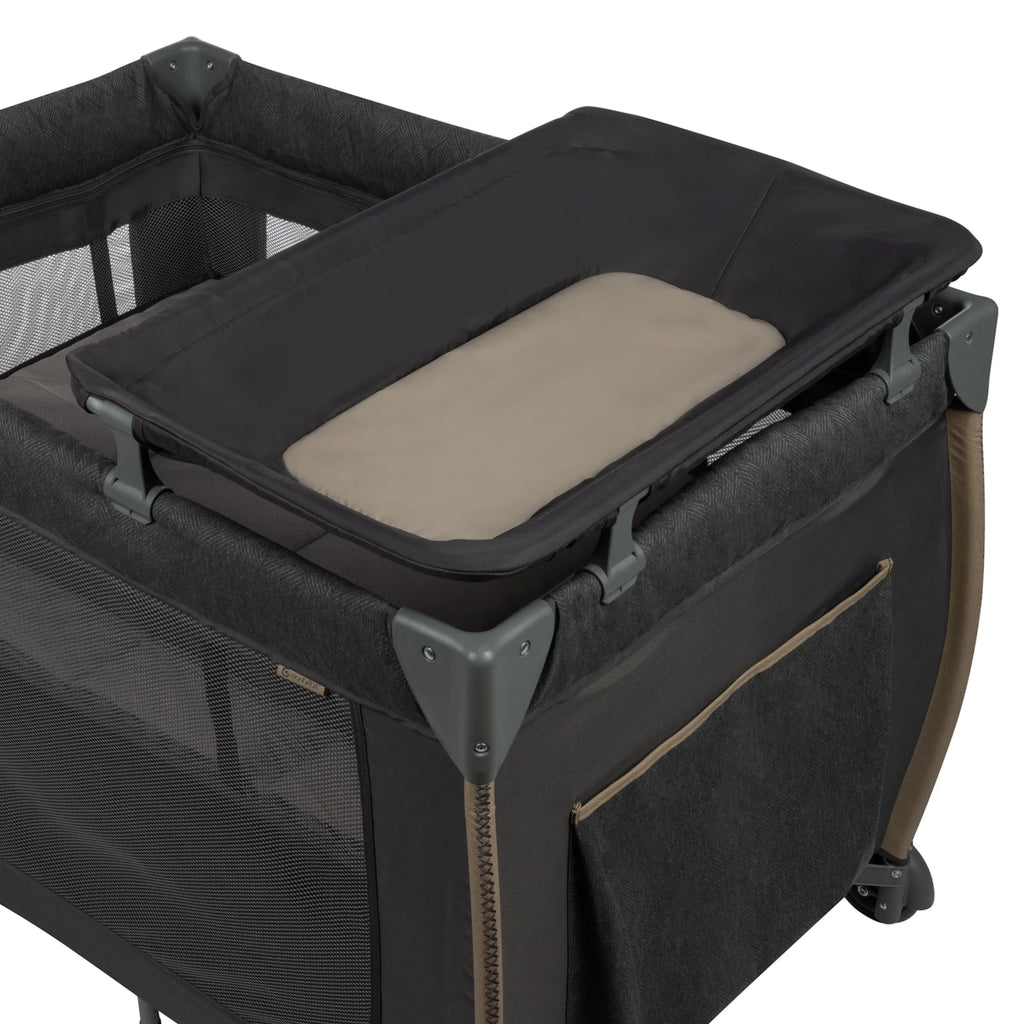 Size Yard Rocking Bassinet, with Full Castle Play Monbebe Point