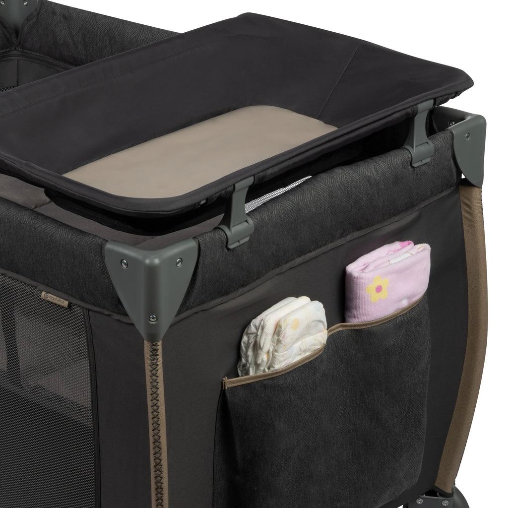 Size Yard Rocking Bassinet, with Full Castle Play Monbebe Point