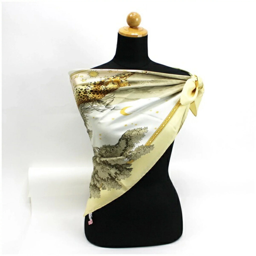 pattern paper Salvatore ladies Ferragamo leopard FERRAGAMO yellow print scarf animal SALVATORE silk (Good) Pre-Owned muffler