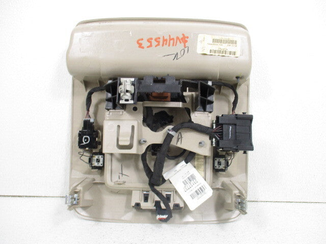 3500 Lamp Roof Overhead Pre-Owned 2500 Silverado Console LKQ (Good) OEM Chevy 1500 Tan 2015-2019