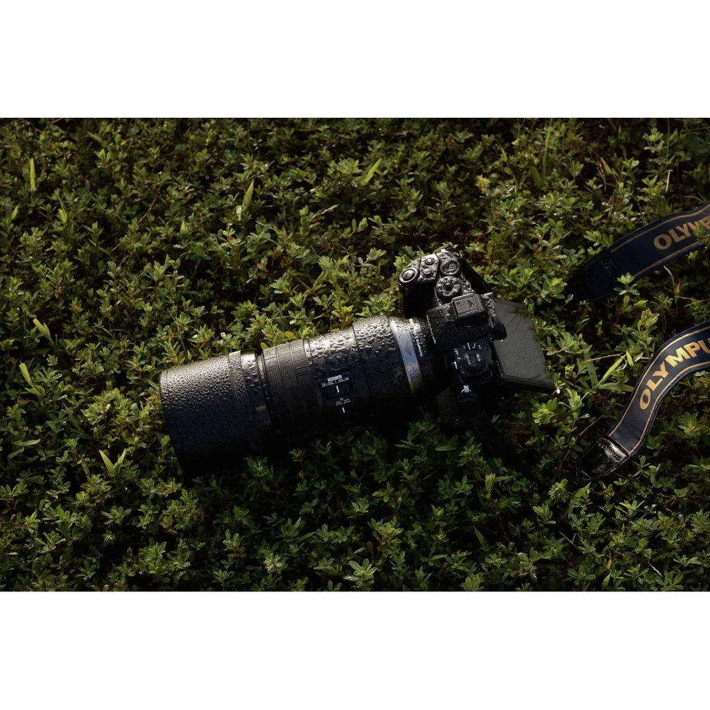 Cameras ED M.Zuiko 300mm for F4.0 OLYMPUS Lens, PRO Digital Four Micro Thirds