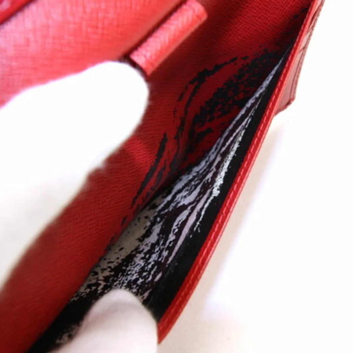 Louis International Tresor Pre-Owned Vuitton Castilean Ladies Wallet M63387 Red Porto Tri-Fold Epi (Good)