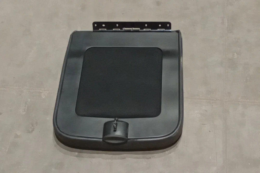 1500 Assembly Pre-Owned Lid Ram OEM Dodge 2002 Console (Good)