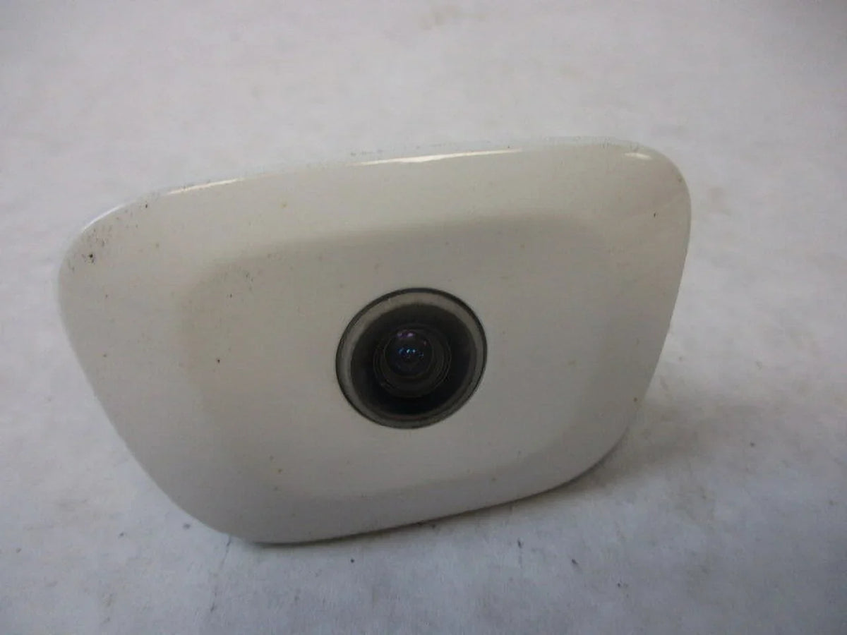 OEM 56038991AH Cherokee (Good) LKQ View 2014-2018 Ivory Camera REar Pre-Owned Jeep