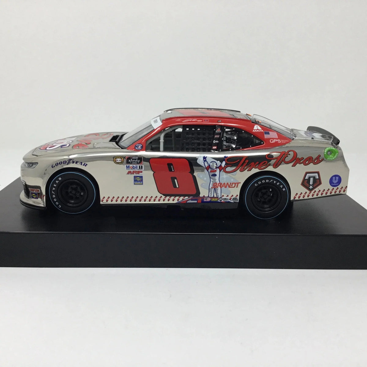 1:24 Tire Throwback Berry Diecast Pros Color 2021 Chrome Josh
