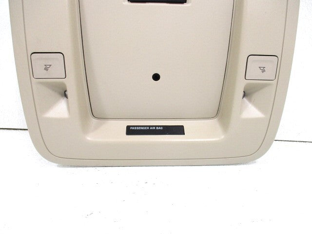 3500 Lamp Roof Overhead Pre-Owned 2500 Silverado Console LKQ (Good) OEM Chevy 1500 Tan 2015-2019
